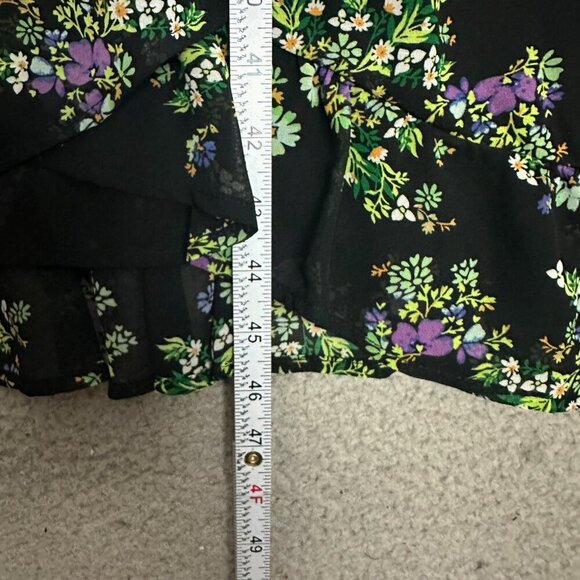 Q + A Los Angeles Maxi Dress Black Floral Ruffle Deep V - Picture 5 of 16